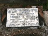image of grave number 744557